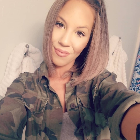 Meet your Posher, Jenna - Picture 12 of 16